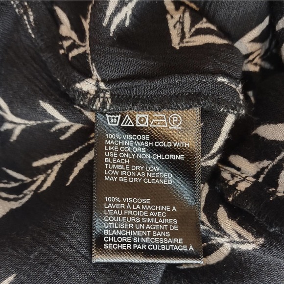 Urban Outfitters Out from Under NWT soft viscose lounge romper black white leaf - Picture 3 of 6